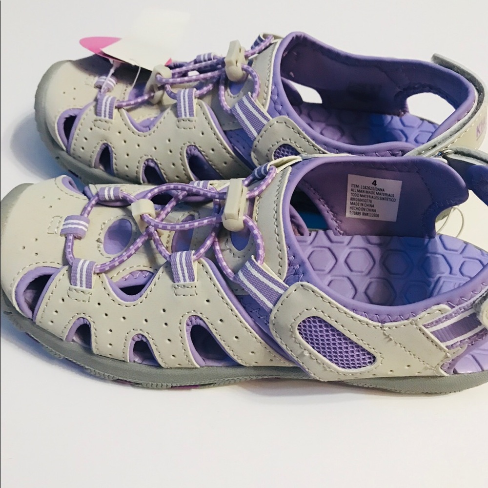 Girls khombu sandals